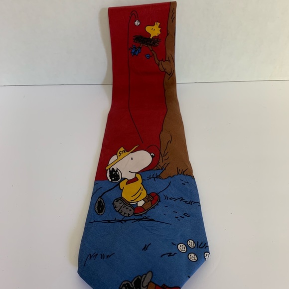 Peanuts Snoopy Tie - Picture 3 of 8